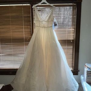 wedding dress